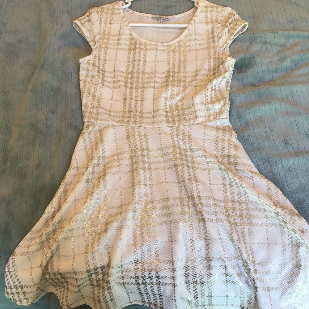Pattern Dress - Picture 1 of 1